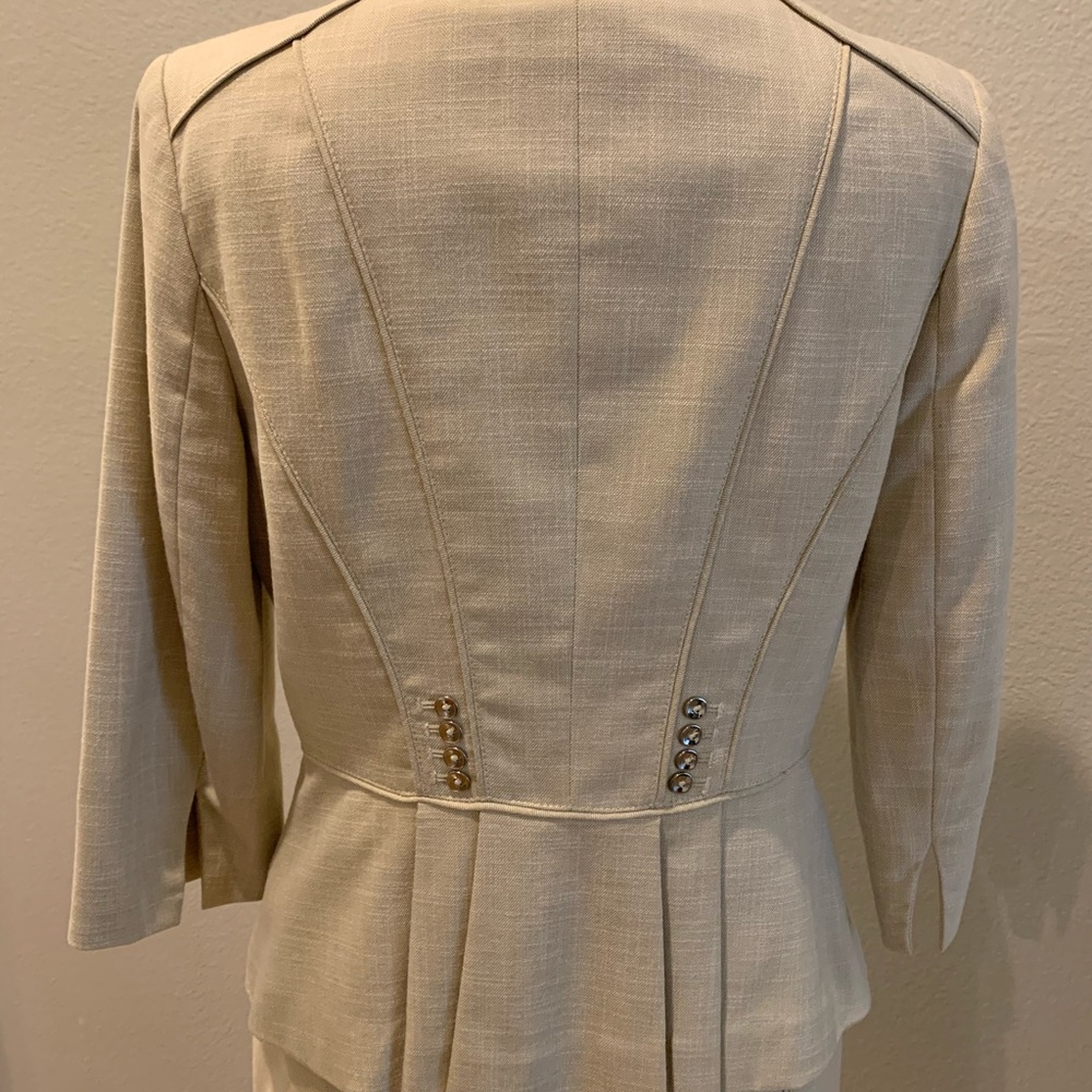 White House /Black Market Suit - size 6